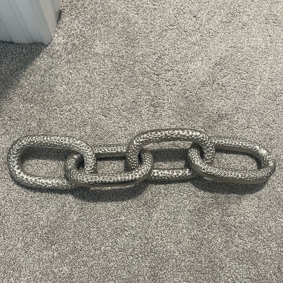TEXTURED 4 Link Chain Decor - Picture 1 of 4